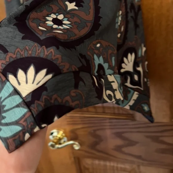 Multi colored tunic top - Picture 3 of 6